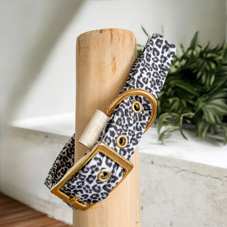 DOG COLLAR WITH EYELETS - LEOPARD WATERPROOF