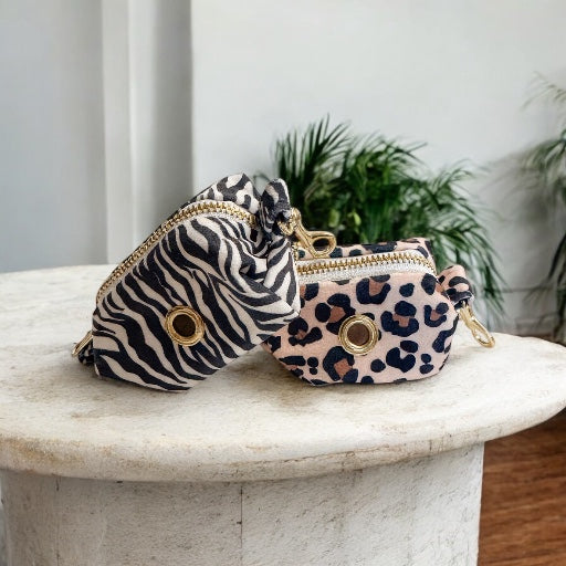 DISTRIBUTEUR DE SACS À CROTTE - SAUVAGE - VELOURS